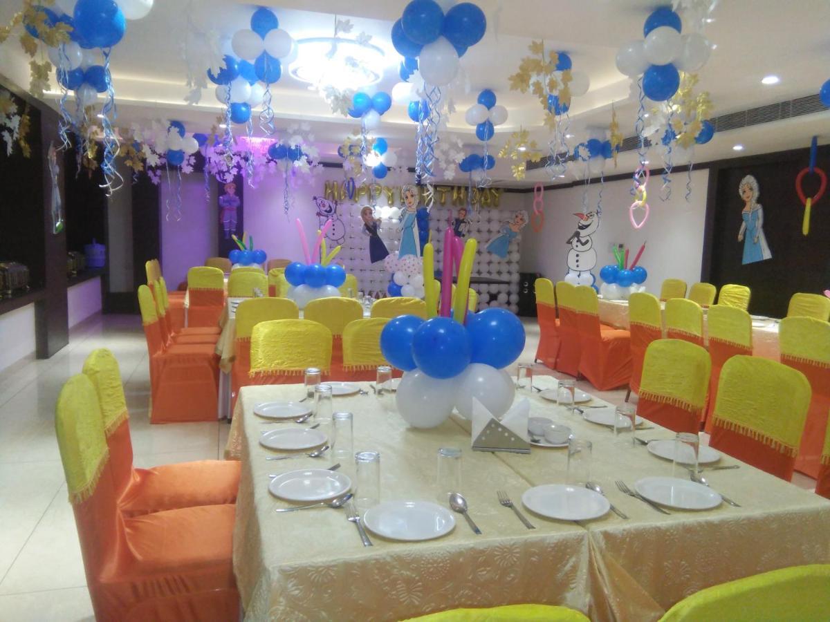 Hotel Crystal Grand Haldwāni Екстериор снимка